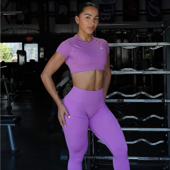 Oner Active Orchid Purple Seamless Set - Picture 4 of 4
